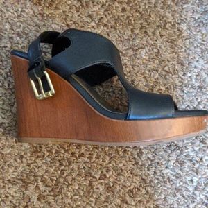 American Eagle Wedges
